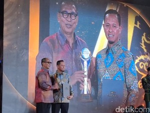 Agung Nugroho Raih detikcom Awards 2025 Tokoh Akselerator Tata Kelola Kota Berbasis Lingkungan