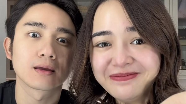 Potret Amanda Manopo-Kenny Austin Umumkan Kehamilan, Pamer USG & Konten Kocak