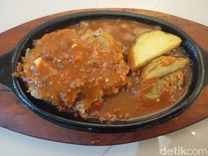 Bakso Hotplate, Sensasi Baru Makan Bakso di Kota Medan