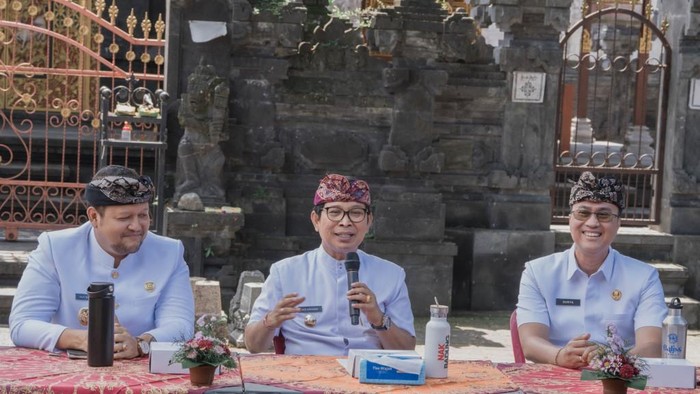 Bupati Badung I Wayan Adi Arnawa dan Wakil Bupati Badung Bagus Alit Sucipta