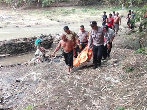 Pria di Jember Ditemukan Tewas Telungkup Terbawa Arus Sungai