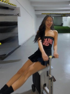 Foto-foto Jennie di Backstage Konser BLACKPINK Jakarta