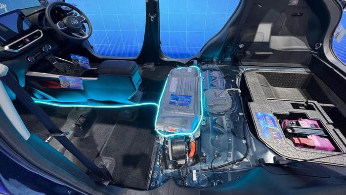 Jeroan Daihatsu Rocky Hybrid