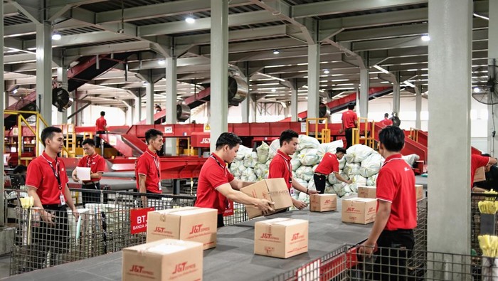 J&T Express Catat Rekor Pengiriman Global Selama 11.11, Naik 9% YoY