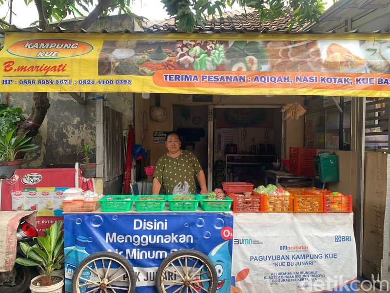 Kampung Kue Rungkut Surabaya