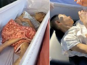 Dianggap Meninggal 2 Hari, Wanita Ini Mendadak Bangun di Peti Mati
