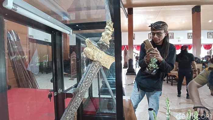 Keris Presiden Prabowo Ikuti Pameran di Trenggalek