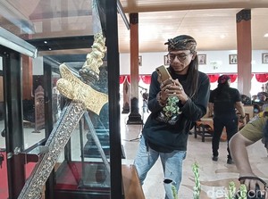 Keris Presiden Prabowo Ikuti Pameran di Trenggalek
