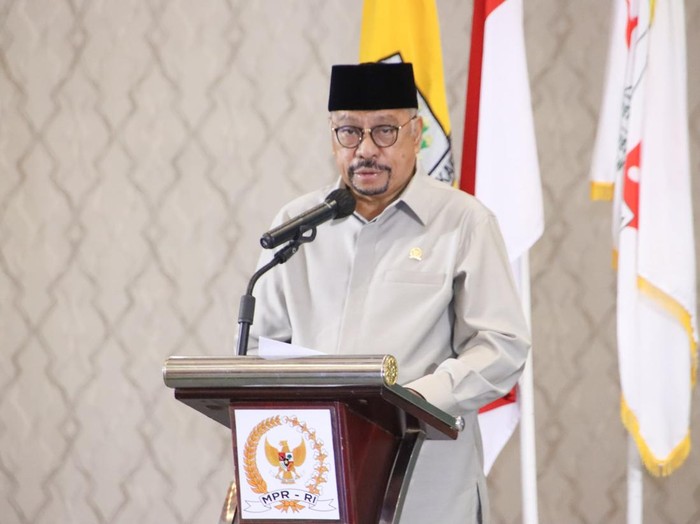 Ketua Fraksi Partai Golkar MPR RI, Melchias Markus Mekeng
