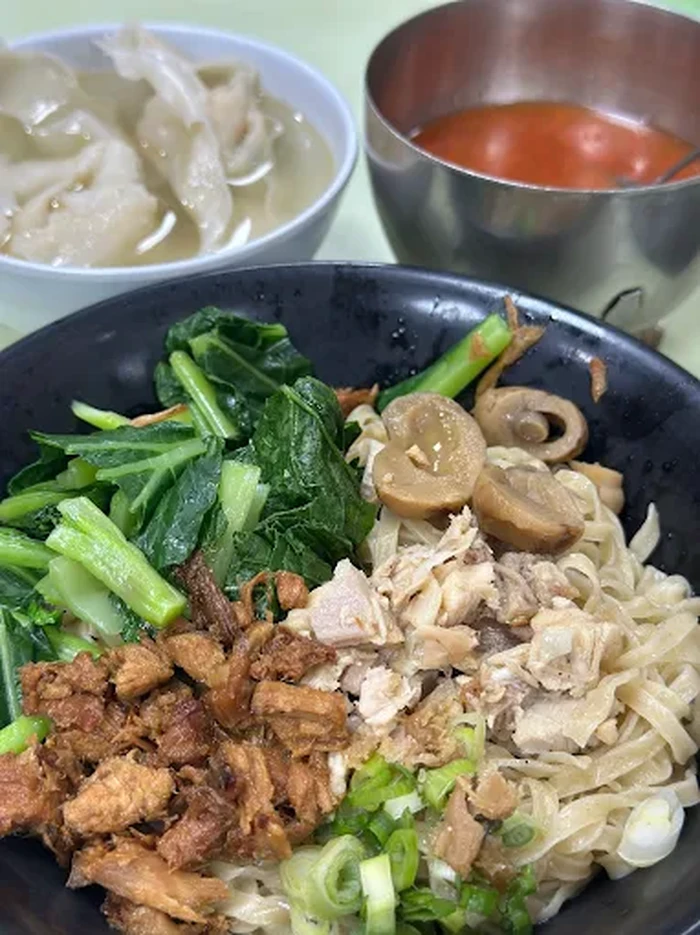 Kuliner Pasar Baru Jakarta  yang legendaris