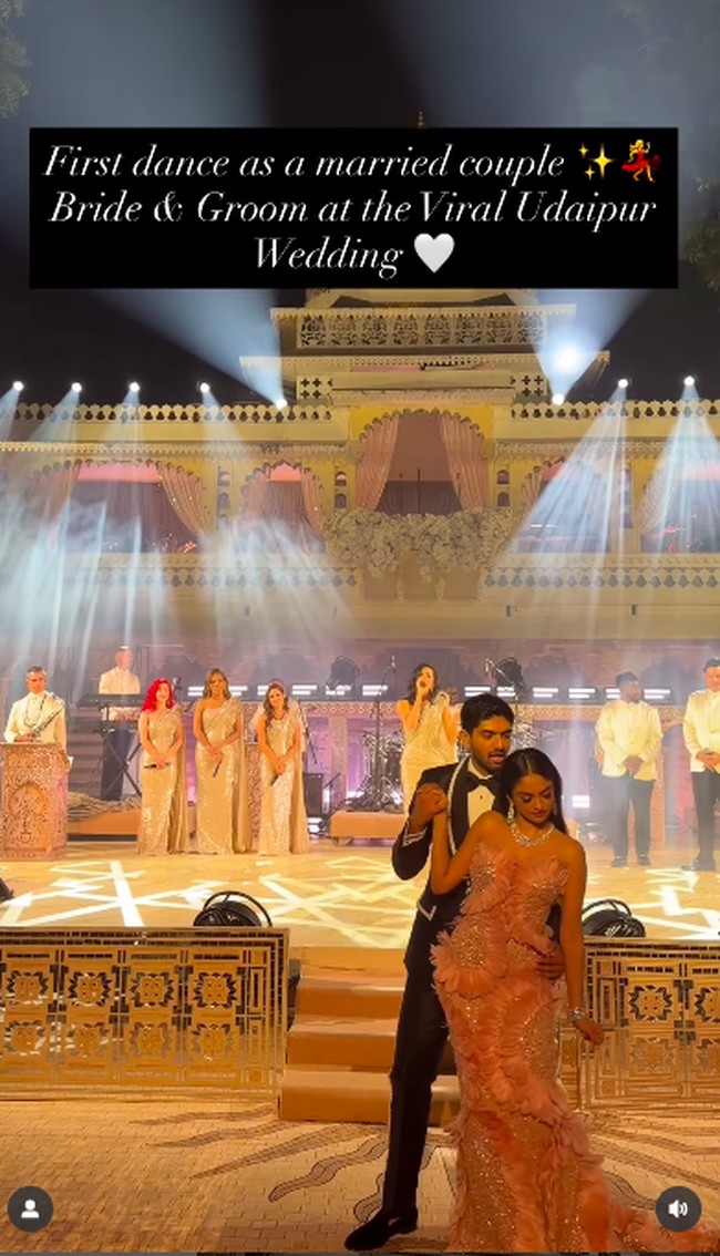 Berapa banyak orang lapar yang bisa mereka beri makan? Buang-buang uang, Sungguh pemborosan. Buang-buang uang, setidaknya mereka bisa memberikannya kepada orang miskin dengan jumlah yang telah mereka keluarkan. Foto: Instagram @wizcraft.weddings