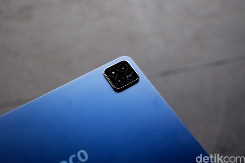 Poco Pad X1