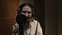 Gebrakan Baru dari Prilly Latuconsina