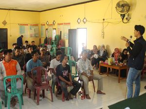 Program Siber UI Mandiri Bantu UMKM Gula Merah Pulau Sebesi Naik Kelas