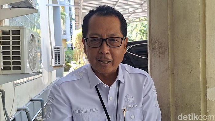 Sekda Kota Mataram, Lalu Alwan Basri, saat dikonfirmasi di Mataram, Rabu (26/11/2025).