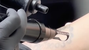 Sheila berharap langkahnya ini bisa jadi contoh positif bagi anak muda yang sedang mencari jati diri. Foto: Instagram @itssheilamj