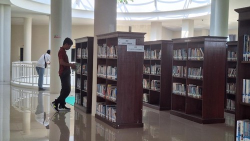 Suasana Perpustakaan Kota Mataram beberapa waktu lalu. (Foto: Nathea Citra/detikBali)