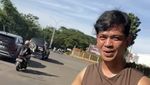 Surya Insomnia Ngaspal Jalan Berlubang di Tangsel Berujung Viral