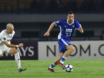 Thom Haye Buka Suara Usai Persib Kalah dari Malut United