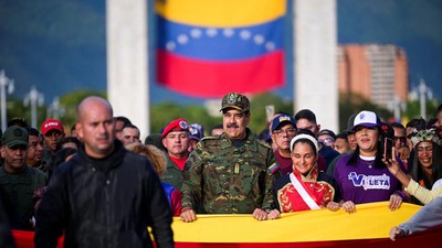 Maduro Pimpin Pawai di Tengah Ketegangan Hubungan dengan AS