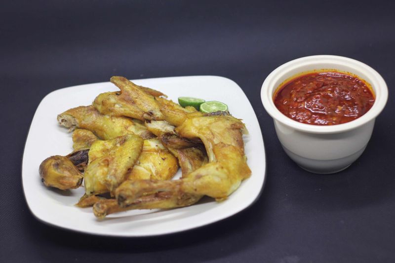 10 Ayam Goreng di Jakarta 10 Ayam Goreng di Jakarta