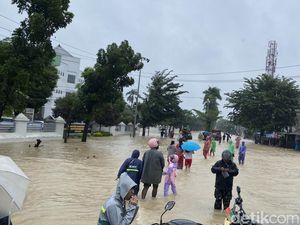 Banjir Besar Melanda Medan, Warga Ramai Mengungsi ke Hotel