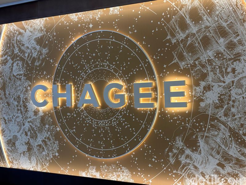 Chagee di Plaza Indonesia.