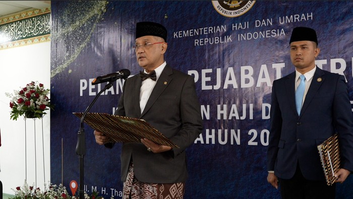 Gus Irfan Melantik Pejabat Struktural di Kemenhaj