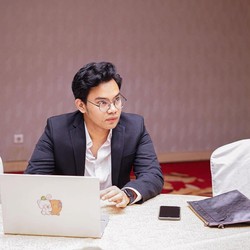 Gurita Bisnis Insanul Fahmi, Pria yang Nikahi Siri Inara Rusli