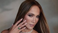 Pernikahan Selalu Tak Awet, J.Lo Jadi Bintang Iklan Cincin Pertunangan