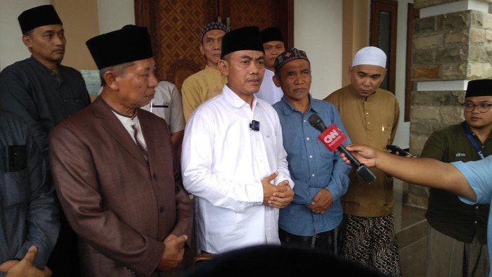 Juru bicara KH. Athoillah Anwar, Gus Muid