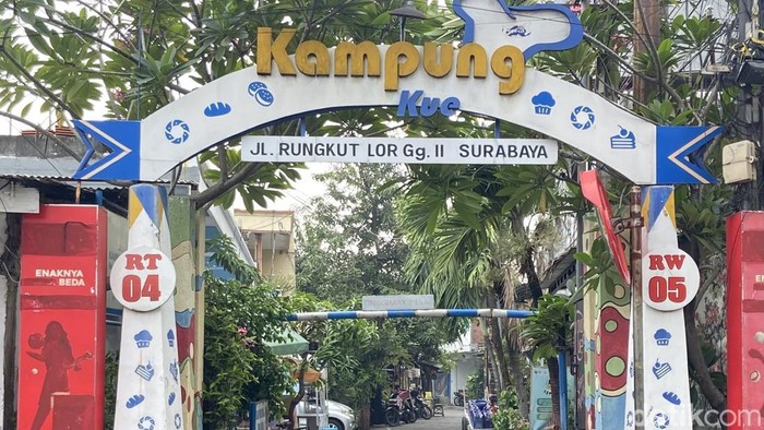 Kampung Kue Rungkut Surabaya