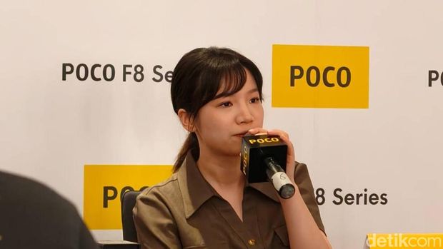 Kang Lou, Senior Product Marketing Manager Poco Global