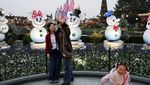 Kemeriahan Dekorasi Natal Sambut Pengunjung di Shanghai Disneyland