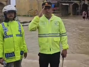 Jalan Medan-Berastagi Banjir, Pengendara Diminta Cari Jalur Alternatif