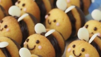 10 Kreasi Cake Unik Bikinan Baker, Ada yang Cantik hingga Seram!