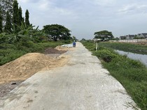 Heboh Jalan Liar di Bantaran Kali Babelan, Pengembang & Izin Jadi Sorotan!