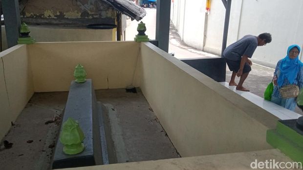 Makam Mbah Budo di Desa Sabrang, Kecamatan Delanggu, Klaten, Kamis (27/11/2025).