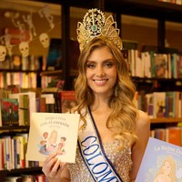 Catalina telah lama menggunakan platform-nya untuk mengangkat isu-isu penting. Wanita dengan tinggi badan 180 cm ini terlibat dalam berbagai kegiatan untuk mendukung tumbuh kembang anak, bekerja sama dengan perusahaan penerbitan untuk mempromosikan literasi, kesadaran kanker, hingga pemberdayaan perempuan. Foto: Instagram/@catalinaduquea