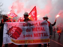 Pekerja ArcelorMittal Turun ke Jalan, Desak Nasionalisasi Pabrik Baja di Paris