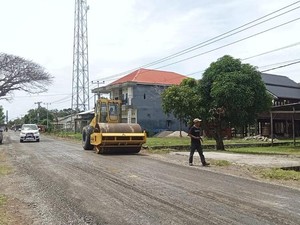 Bantuan Keuangan Pemprov Sulsel Percepat Pembangunan 7 Ruas Jalan di Pinrang