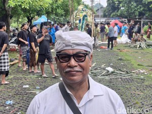 Ramai Penjor Disebut Makin Mewah, Praktisi Budaya: yang Penting Ikhlas