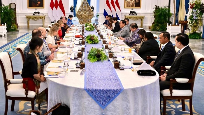 Presiden Prabowo menerima kunjungan Ratu Belanda Maxim di Istana Merdeka, Jakarta, Kamis (27/11).