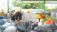 Fasilitas ini dirancang agar sampah warga dapat ditangani lebih efisien sebelum masuk ke TPA.