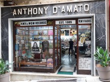 Potret Toko Rekaman Peninggalan 1885 yang Masih Hidup di Valletta