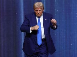 Trump Klaim Dirinya Jadi Presiden Sementara Venezuela