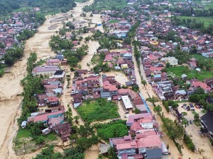Cuaca Ekstrem Hantam Aceh-Sumut: Jalan Putus, Listrik Padam, Pemulihan Dikebut