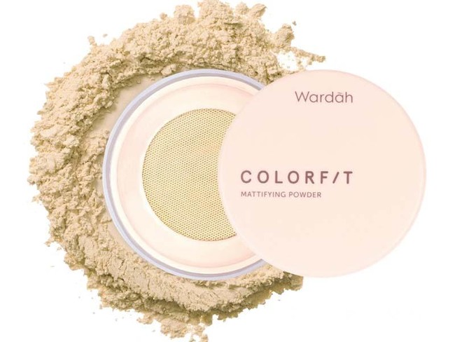 Bedak Tabur Waterproof Anti Makeup Luntur