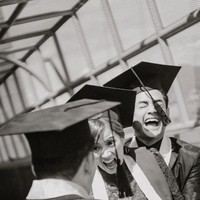 Banyak yang berharap jika hubungan Chika dan Dwi Andhika bisa lebih dari sekedar sahabat. Aduhhh kirain tadi foto prewed atau akad, komentar salah seorang netizen. Ijazah udah, tinggal buku nikah.. Yokkk gassss, tambah netizen lain. Foto: Instagram/@dwiandhika3486