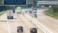 Pemerintah memberikan sejumlah diskon tarif tol dan tiket transportasi untuk mendukung kelancaran mobilitas masyarakat selamat libur Natal 2025 dan Tahun Baru 2026 dengan kisaran 10-20 persen selama tiga hari yaitu pada 22-23 Desember 2025 dan 31 Desember 2025 di 26 ruas jalan tol. ANTARA FOTO/Harviyan Perdana Putra